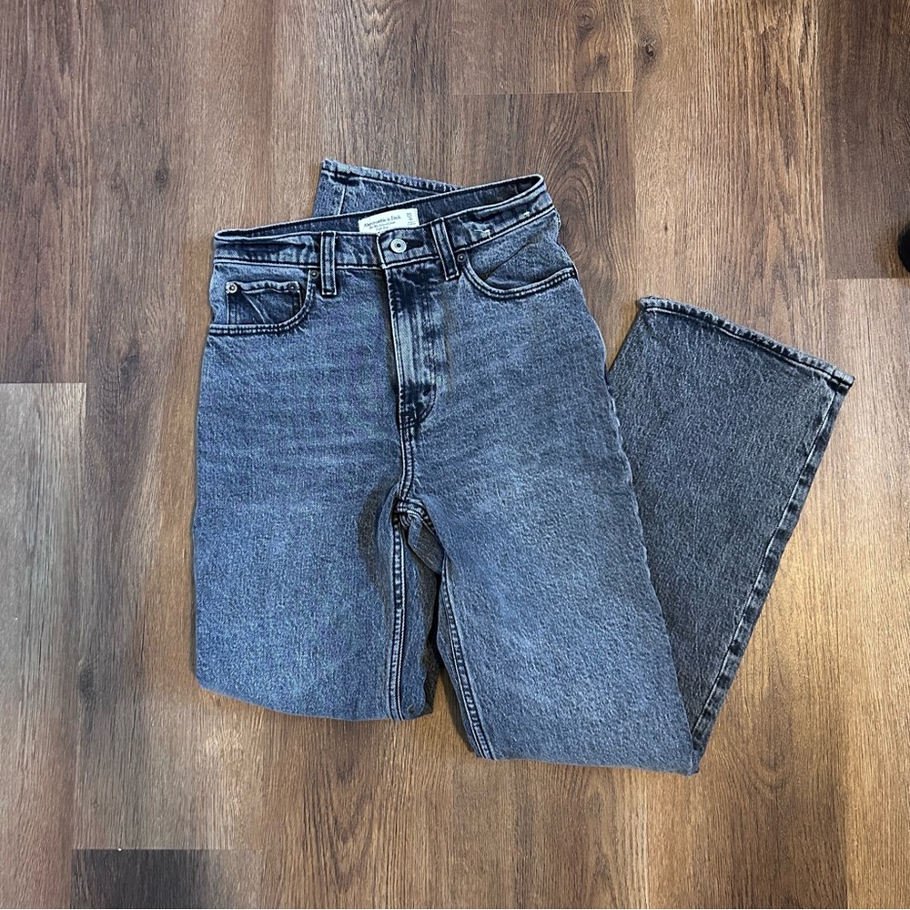 Abercrombie 90s Relaxed Jean